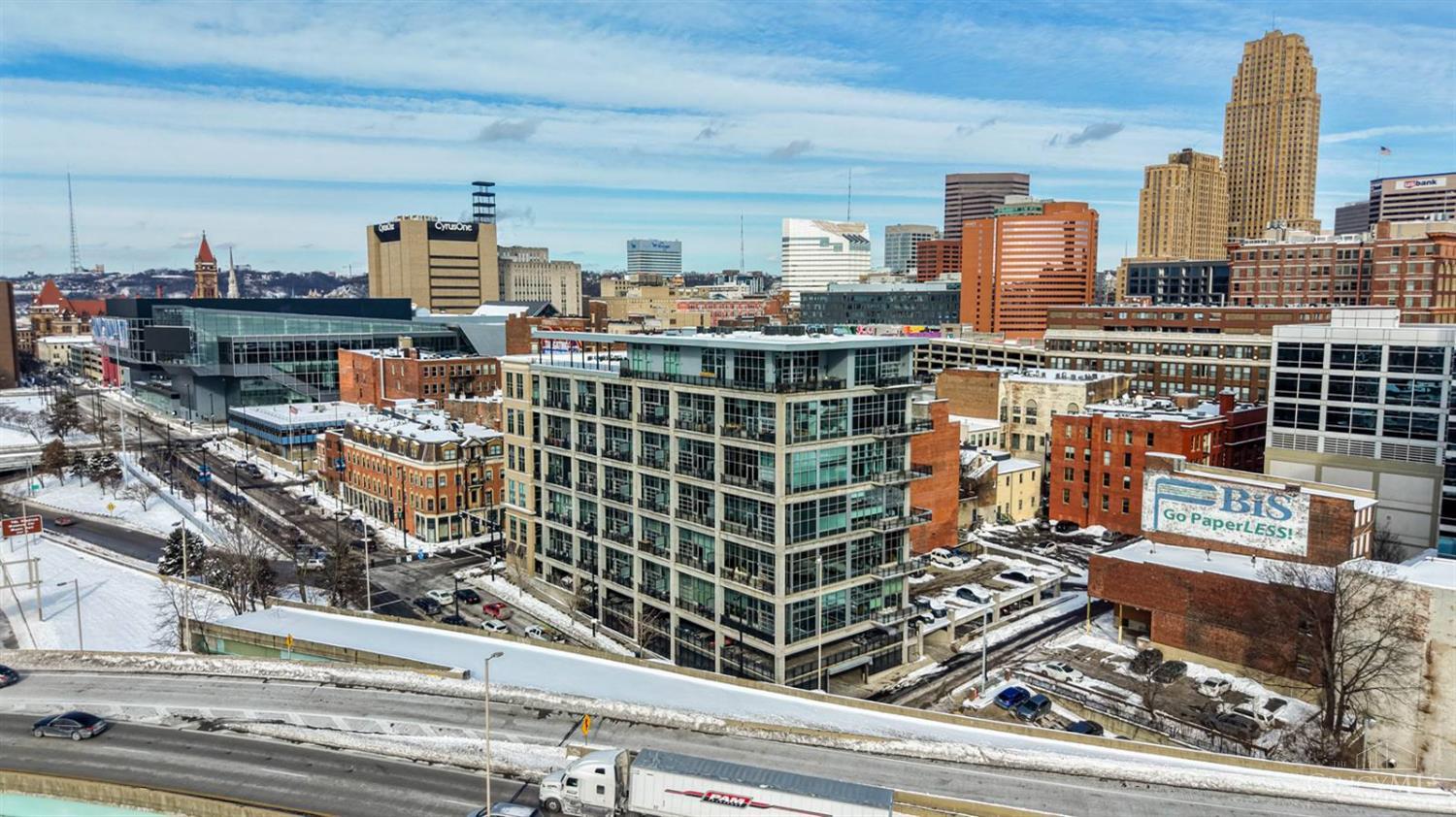 353 W Fourth Street 210