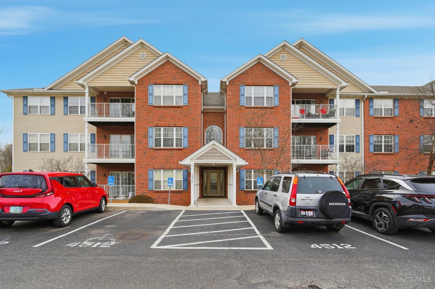 4512 Clearwater Place 11