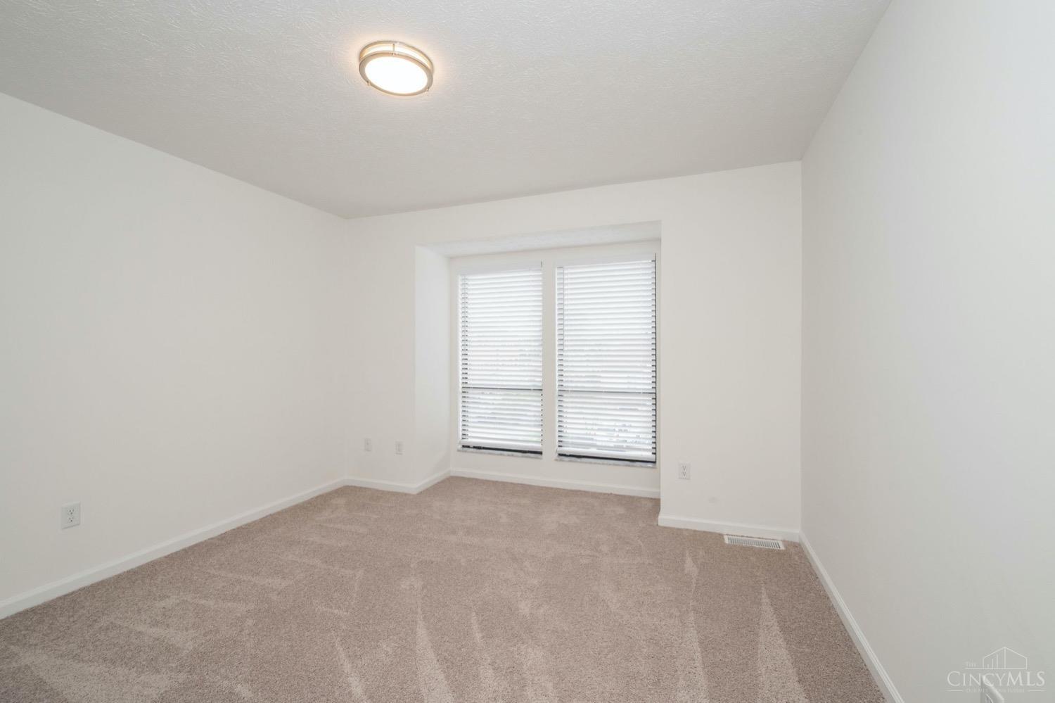 7276 E Galbraith Road, Cincinnati, Ohio image 34