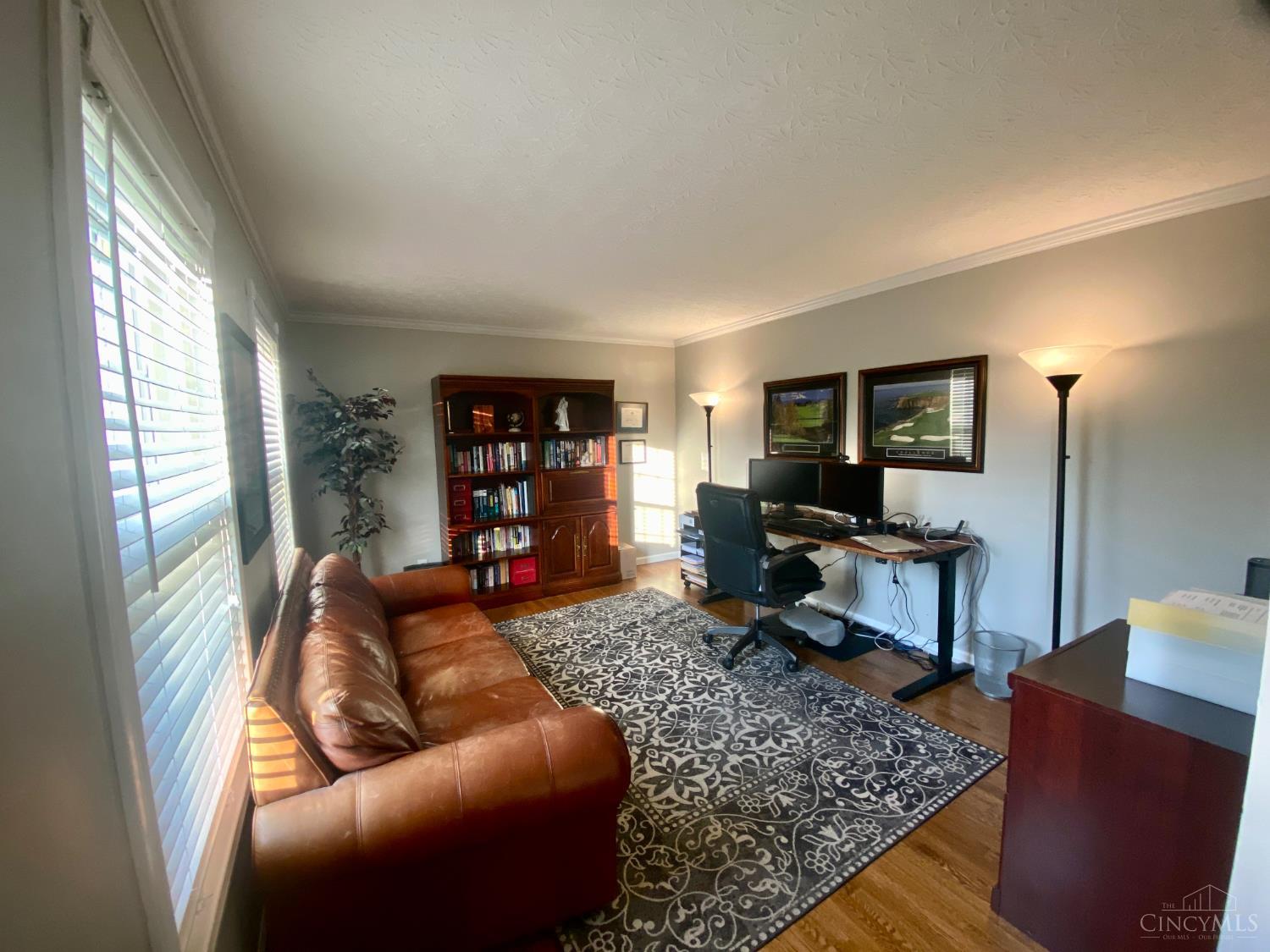 6446 Windlake Court