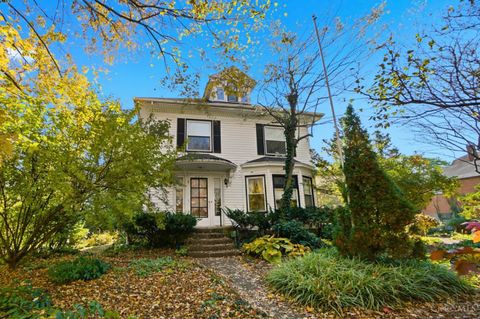 Photo of 223 Kearney Street, Cincinnati, OH 45216 (MLS # 1859154)