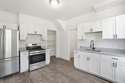 Multifamily For Sale - 4569 N Edgewood Avenue<br/> Hamilton County, Cincinnati, OH 45232