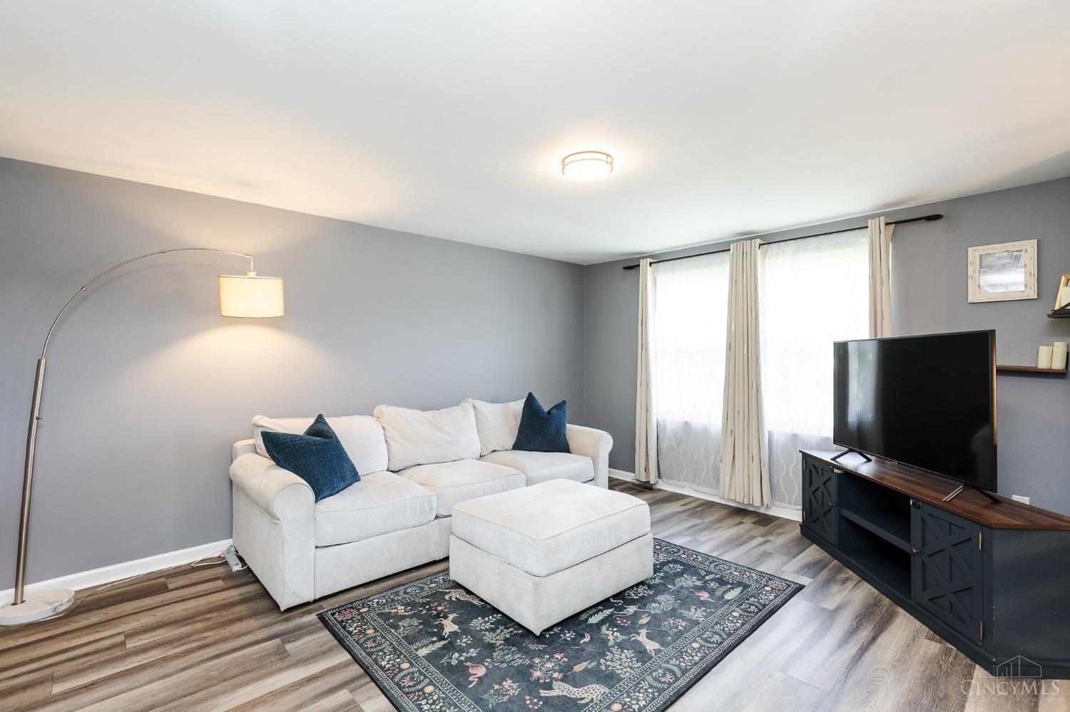 6026 Squirehill Court