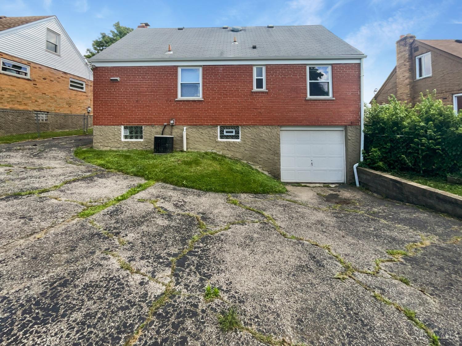 8351 Firshade Terrace, Colerain Twp, Ohio image 8