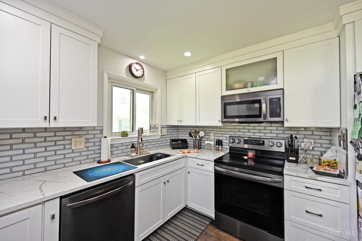 4177 Dela Palma Road, Williamsburg Twp, Ohio image 15