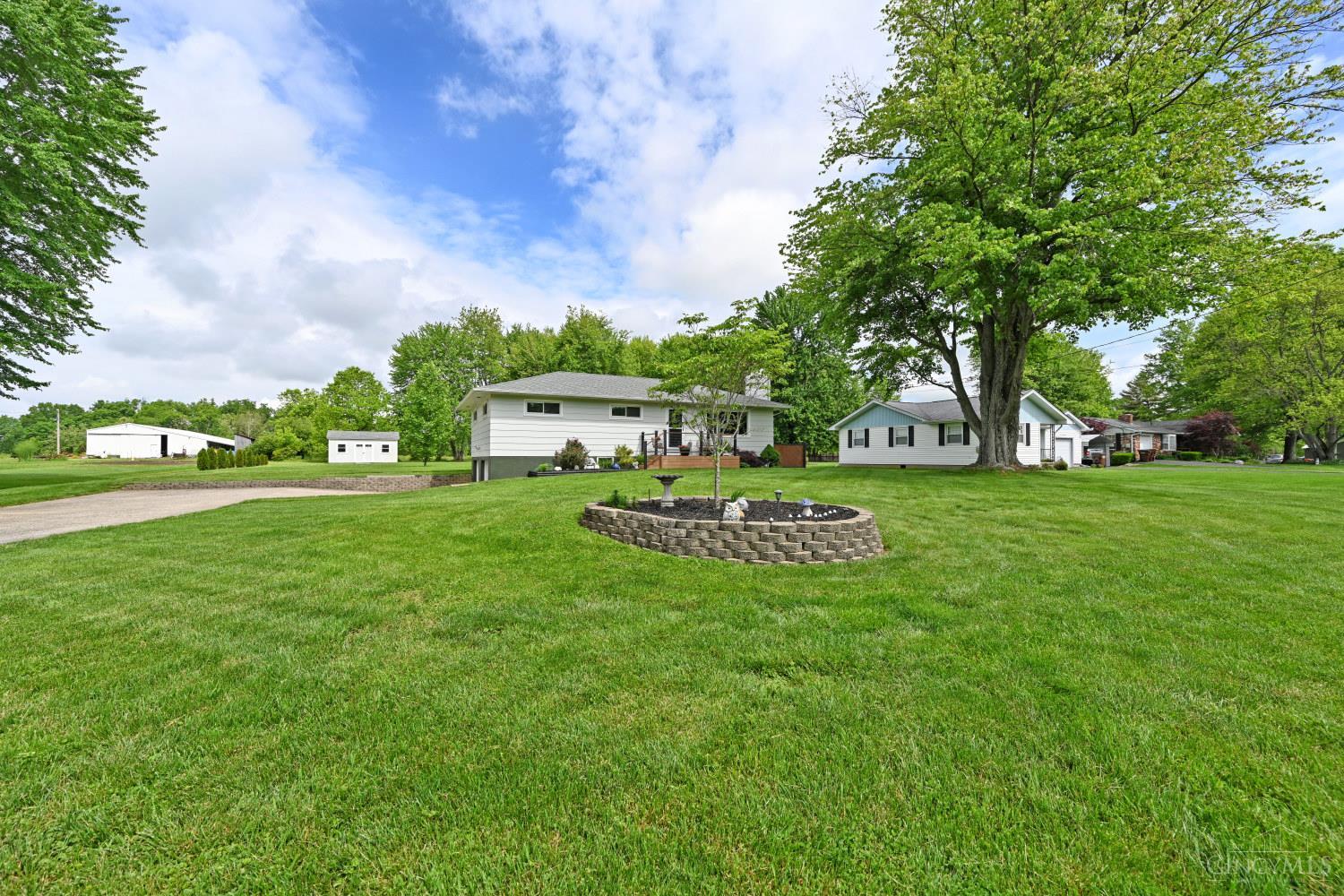 4177 Dela Palma Road, Williamsburg Twp, Ohio image 2