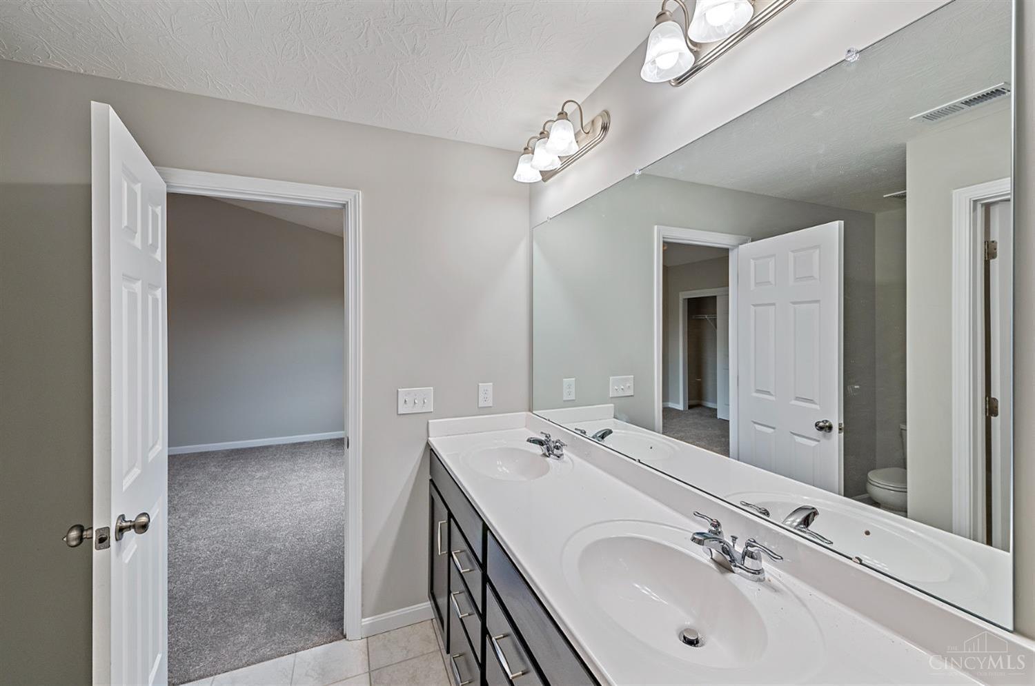 Photo 17 of 31 of 4898 Harrier Lane 9 townhome