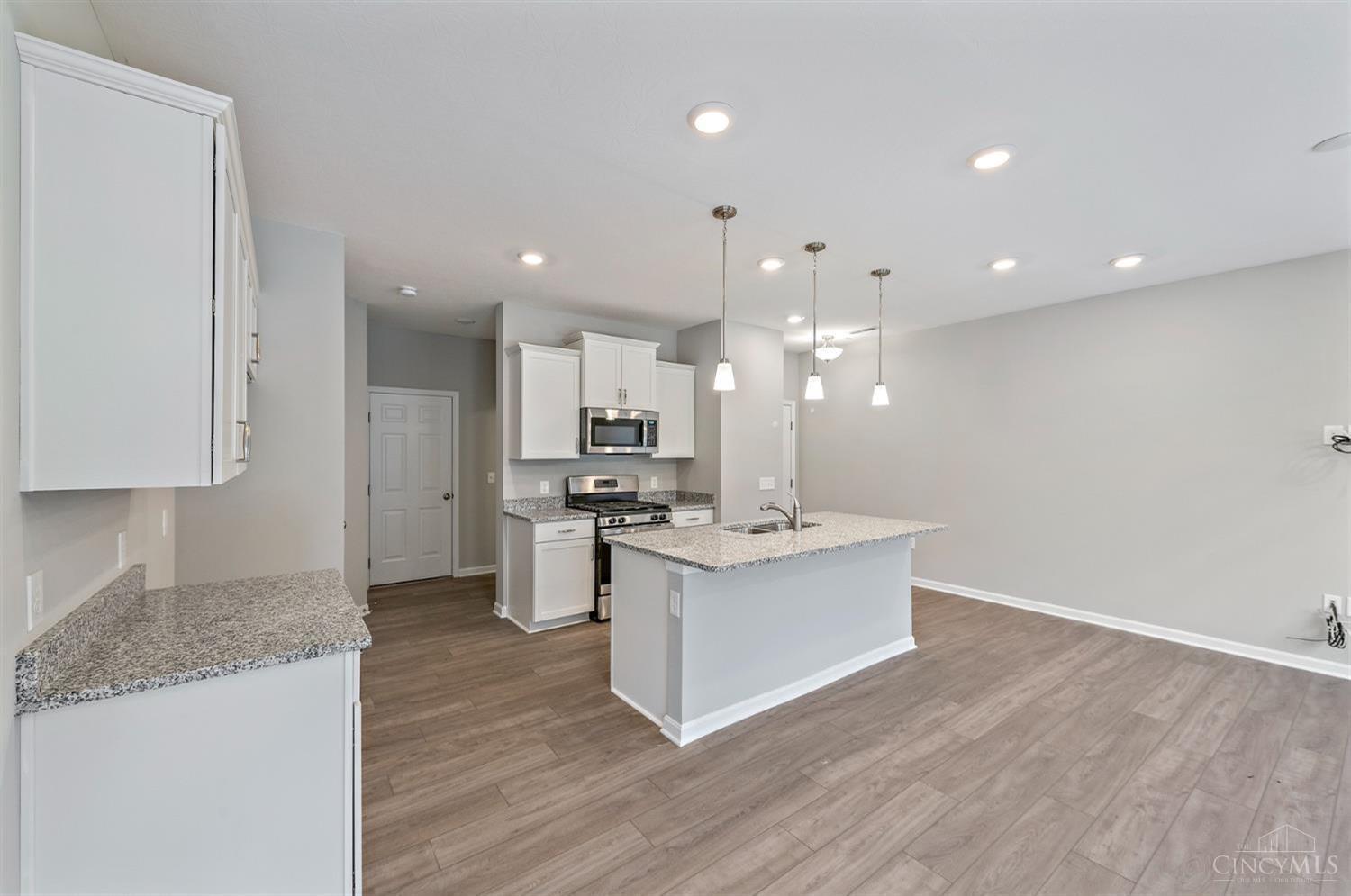 Photo 9 of 31 of 4898 Harrier Lane 9 townhome