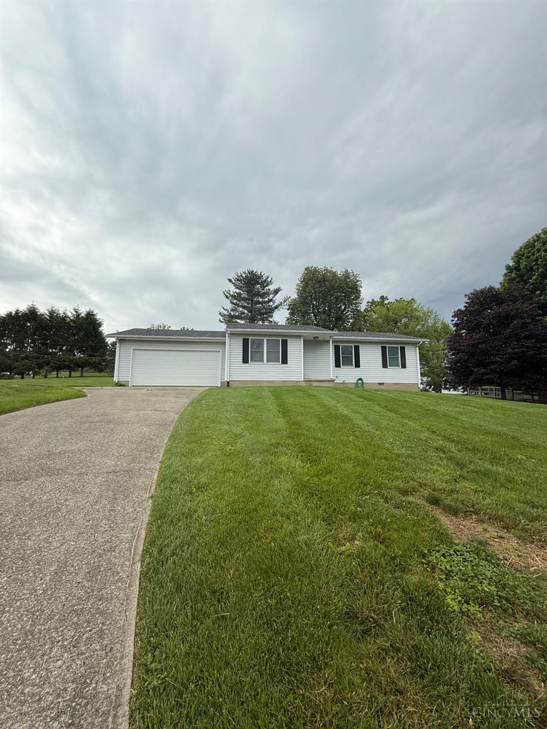 314 Kayrean Place, Hillsboro, Ohio image 3