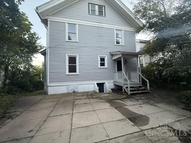 876 Hutchins Avenue