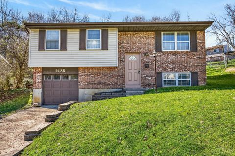 Photo of 1486 Meadowbright Lane, Cincinnati, OH 45230 (MLS # 1871538)