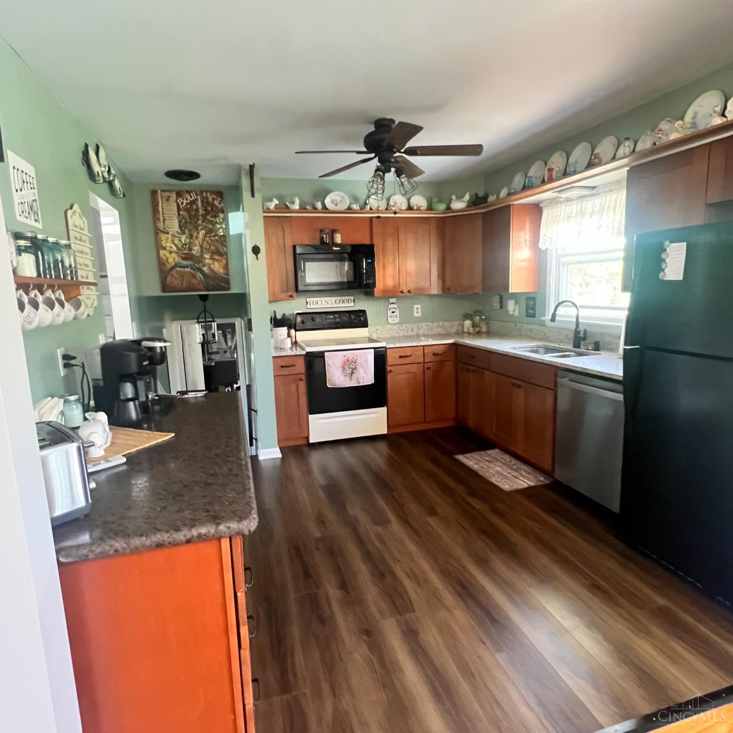 927 Elm St, Wilmington, Ohio image 13