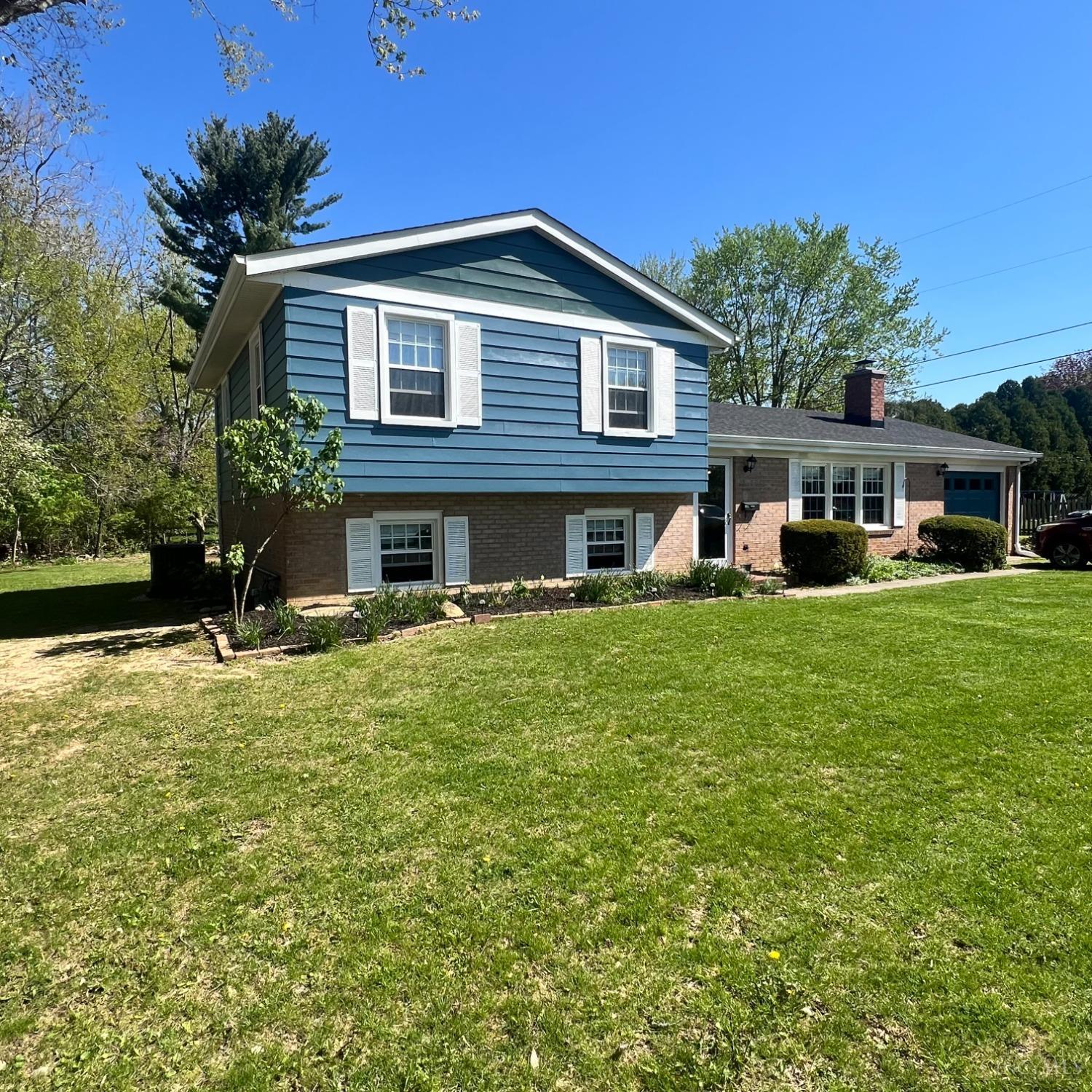 927 Elm St, Wilmington, Ohio image 3