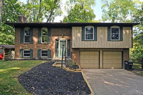 Photo of 2590 Hunt Road, Reading, OH 45236 (MLS # 1871427)