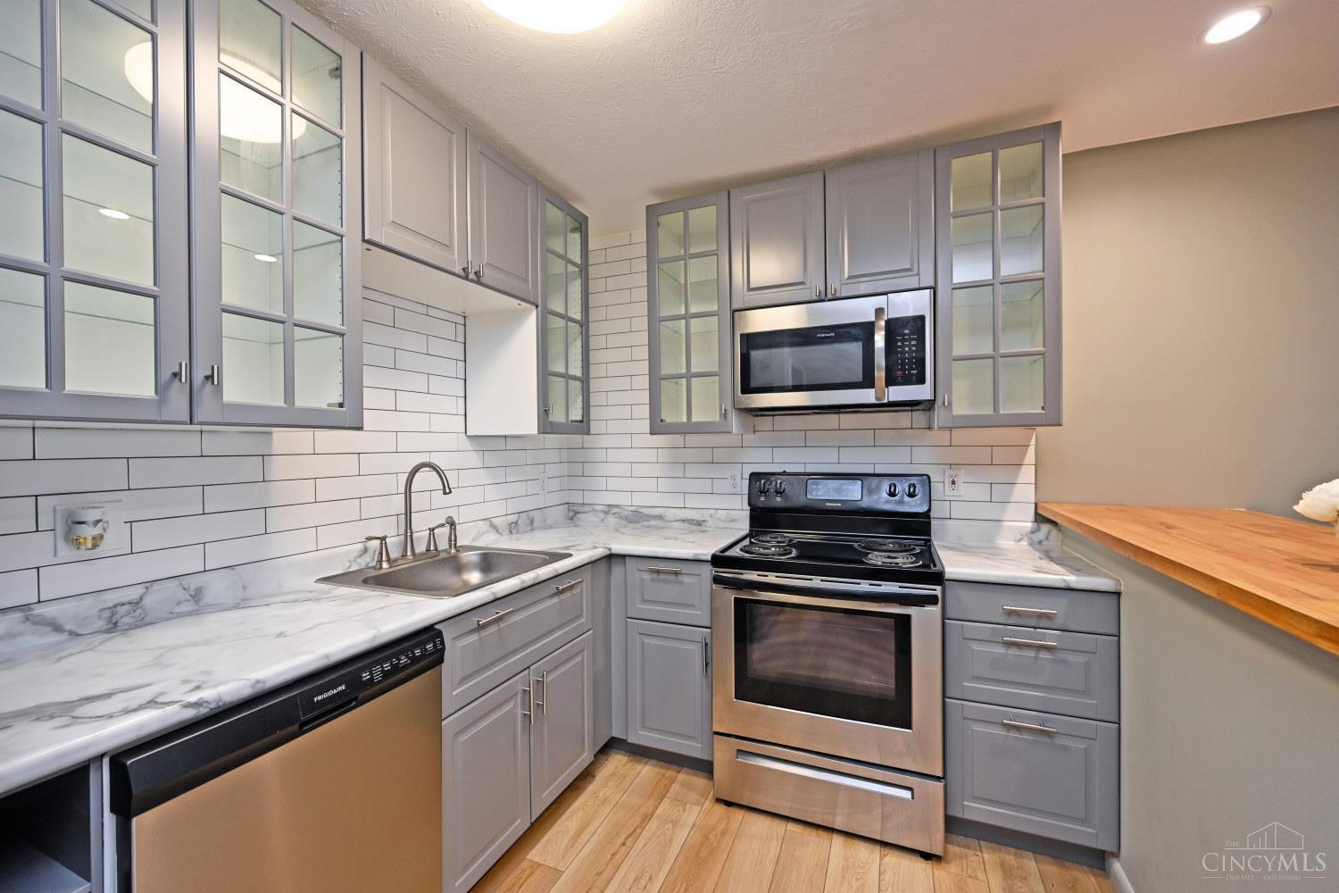 4901 Chalet Drive 11