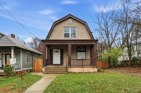 Photo of 432 Hawthorne Avenue, Cincinnati, OH 45205 (MLS # 1862909)
