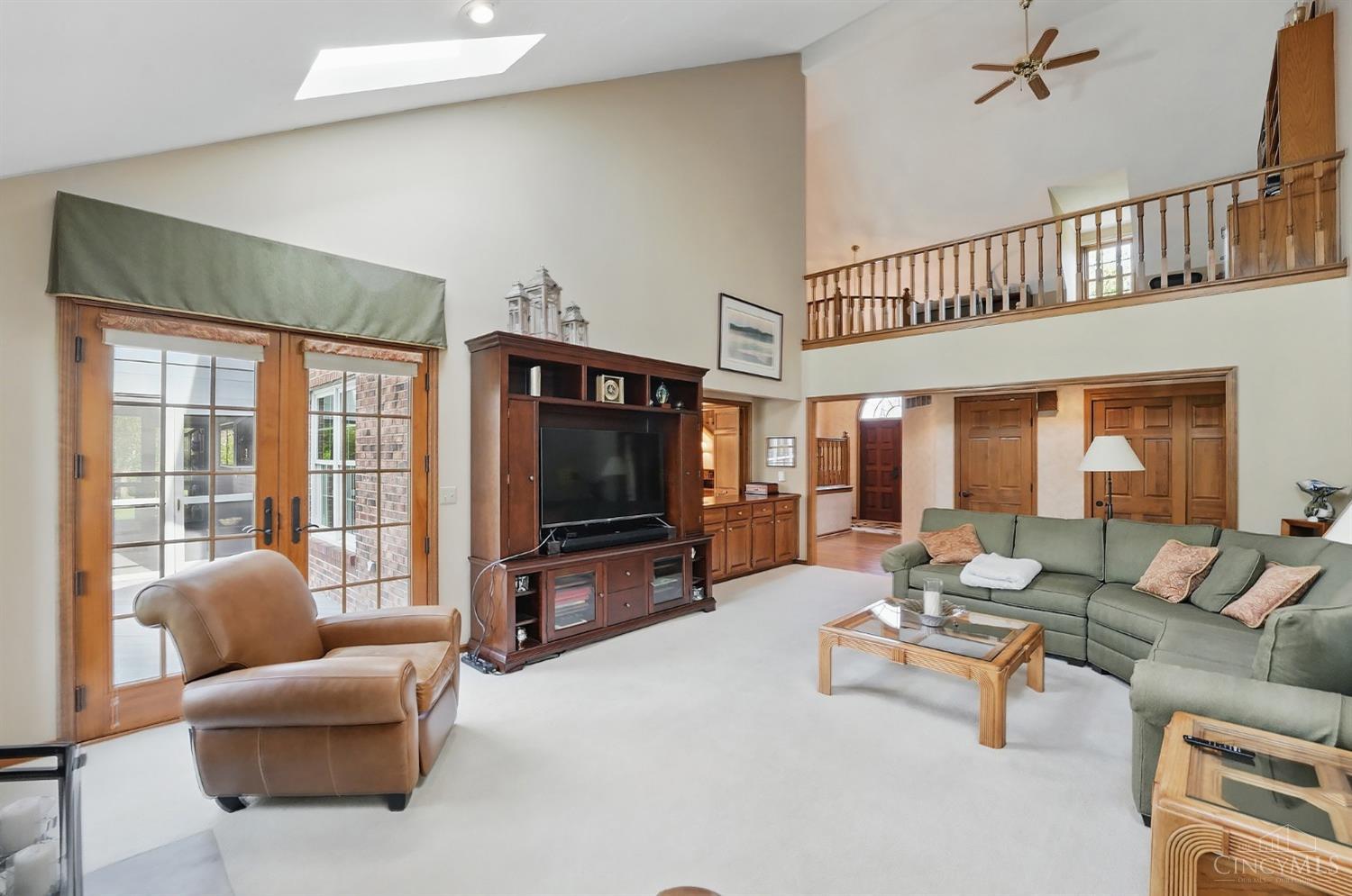 5465 Creek Bend Drive, West Chester, Ohio image 8