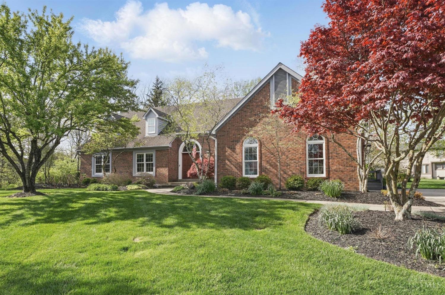 5465 Creek Bend Drive, West Chester, Ohio image 1