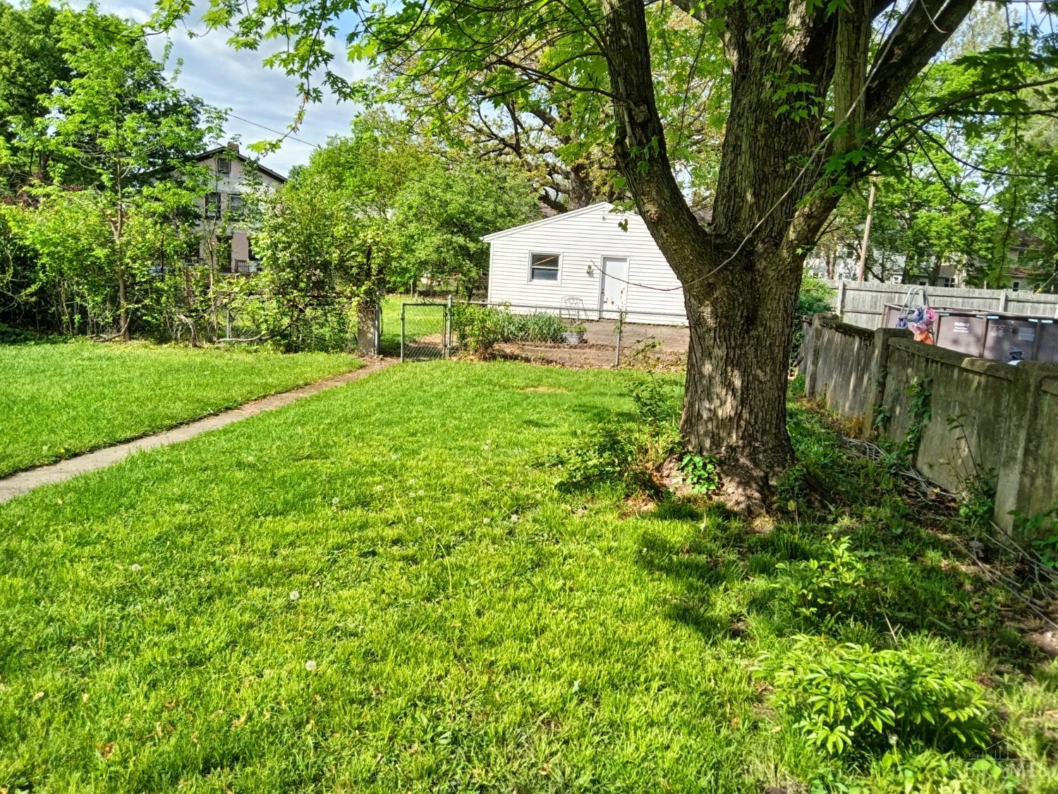 1313 Woodlawn Avenue, Middletown, Ohio image 17
