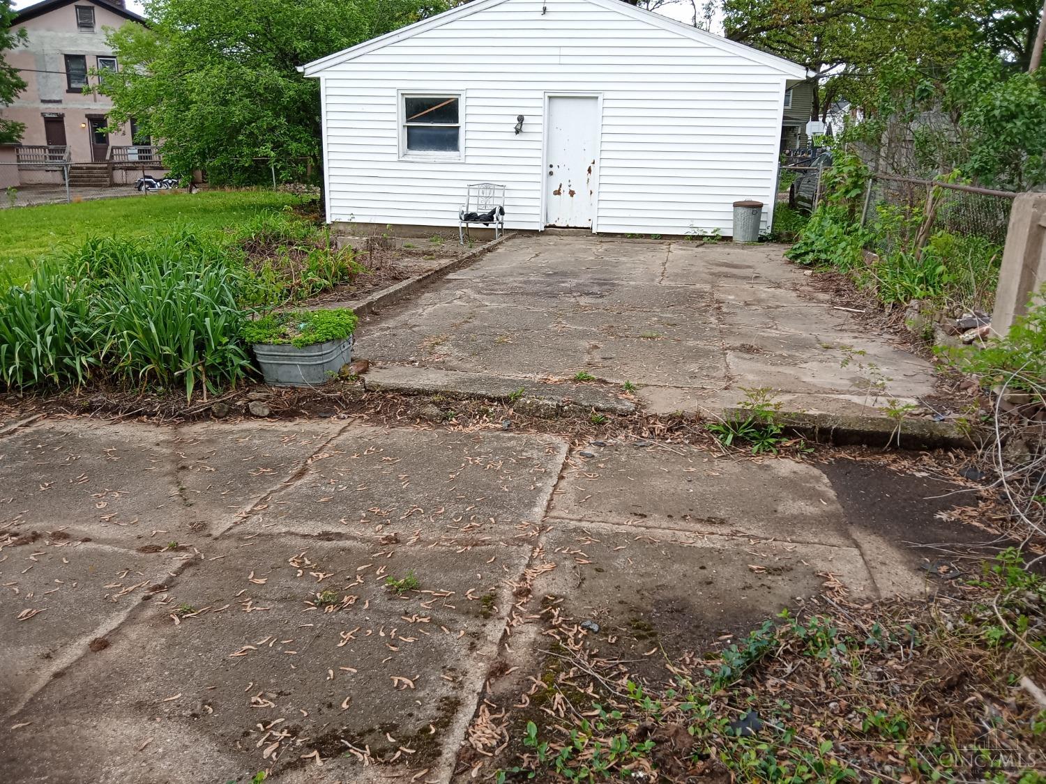 1313 Woodlawn Avenue, Middletown, Ohio image 19