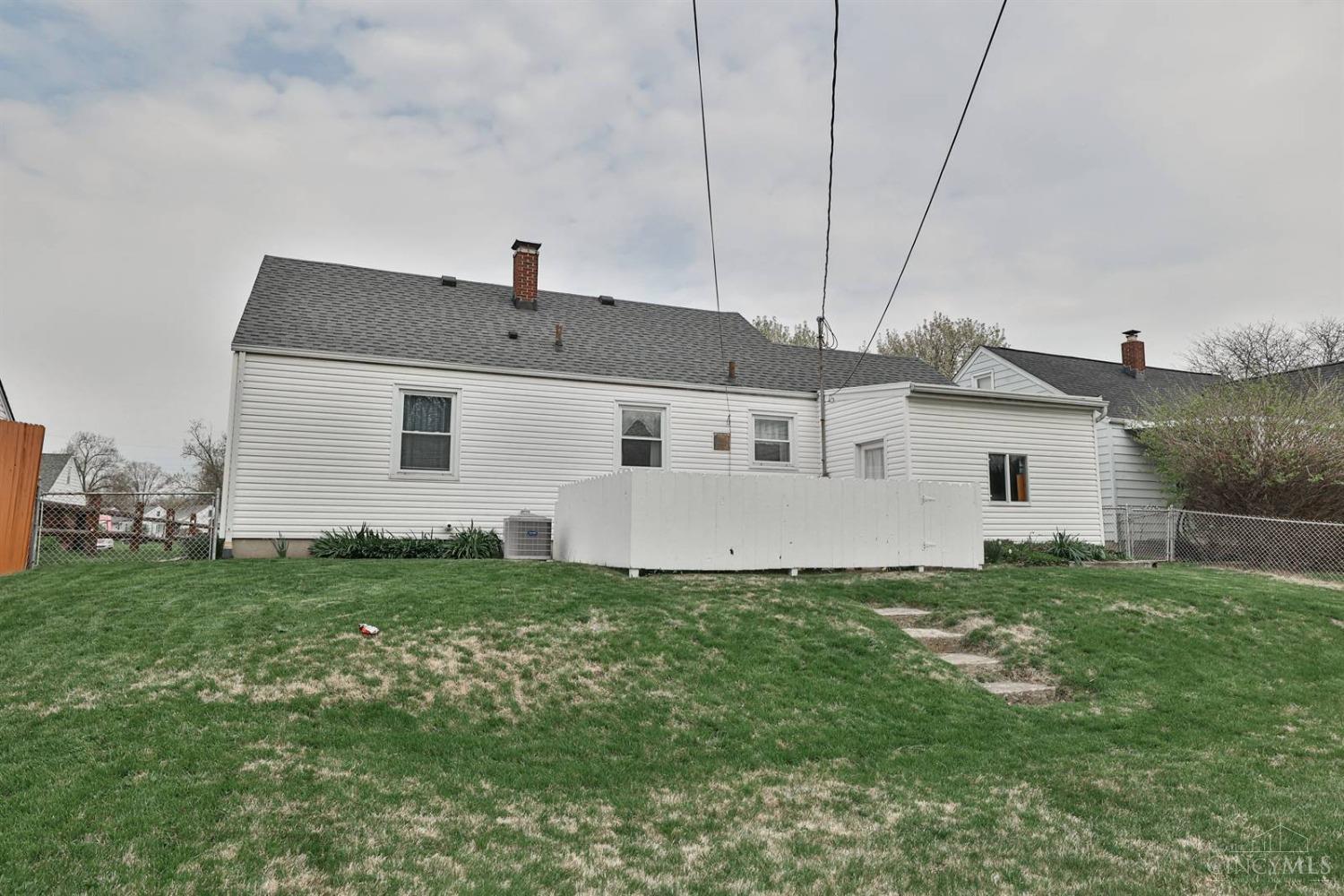 154 Cedar Lane, Hamilton, Ohio image 27