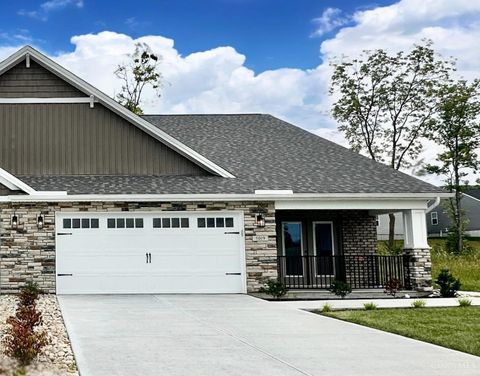 Photo of 5019 Waterford Drive, Middletown, OH 45042 (MLS # 1855025)