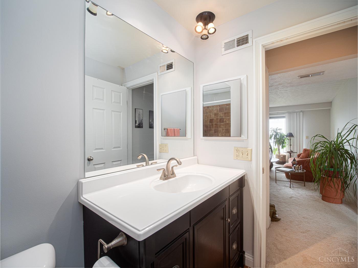 355 Grand Avenue #302, Cincinnati, Ohio image 13