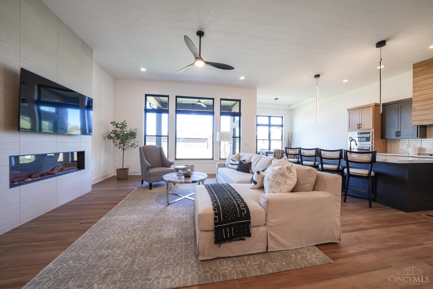 1214 Normandy Rue