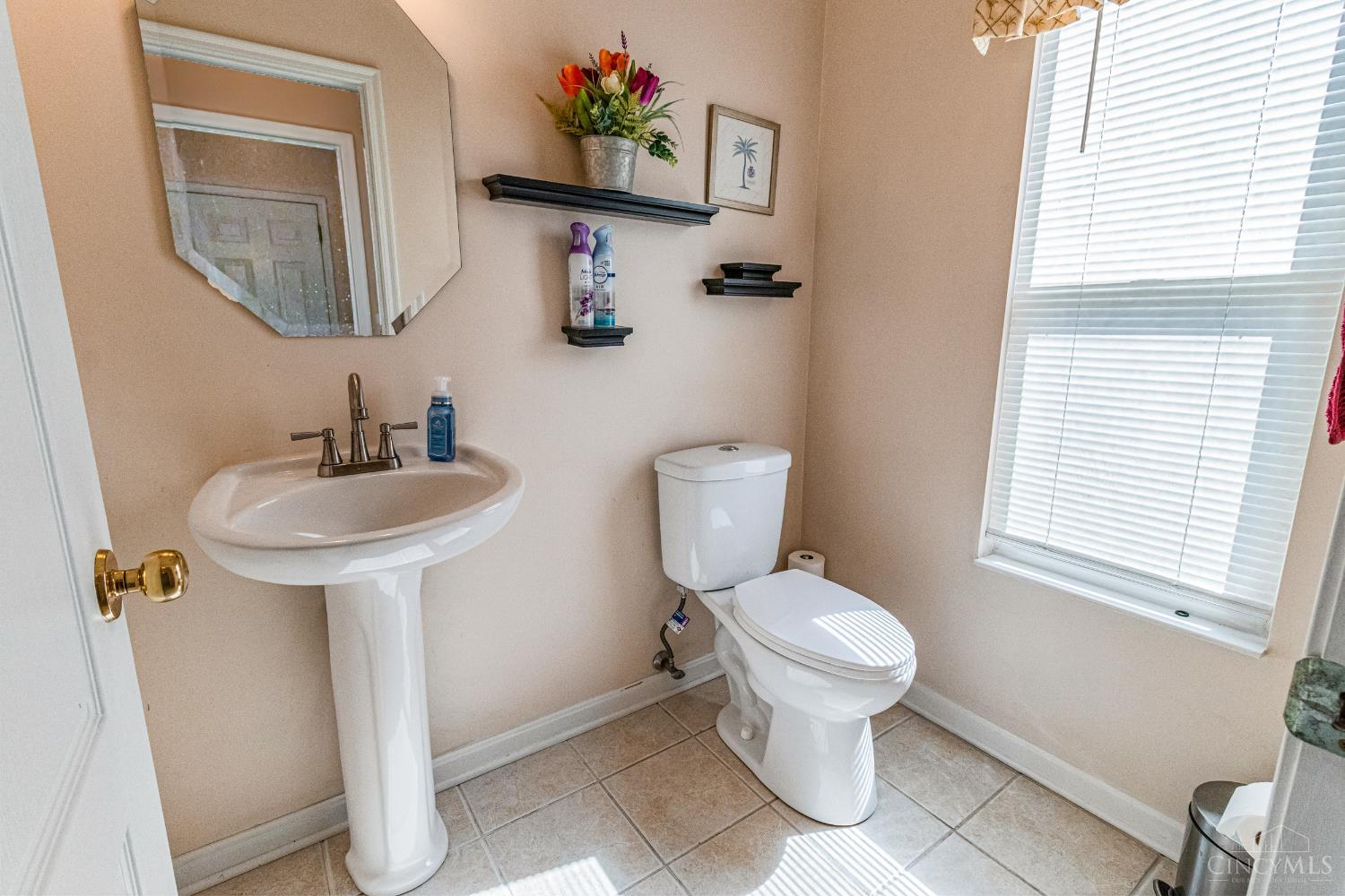 Miamisburg, Ohio 45342, United States, 4 Bedrooms Bedrooms, ,3 BathroomsBathrooms,Residential,Active,218464