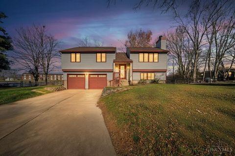 Photo of 4537 Cove Circle, Union Township, OH 45103 (MLS # 1863265)