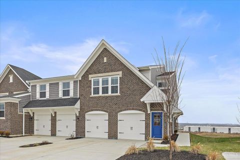 Condo For Sale - 445 Bethpage Way #7-304<br/> Turtle Creek Twp, OH 45036