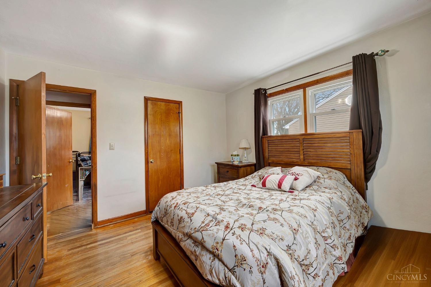 4870 Fairfield Avenue, Fairfield, Ohio image 12