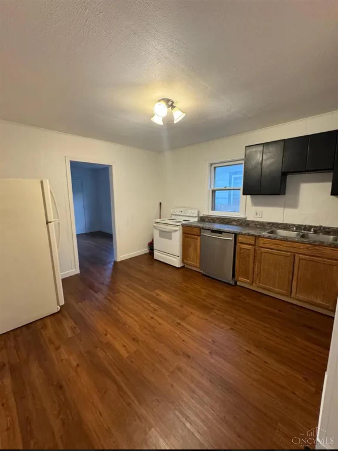 1317 Bonacker Avenue