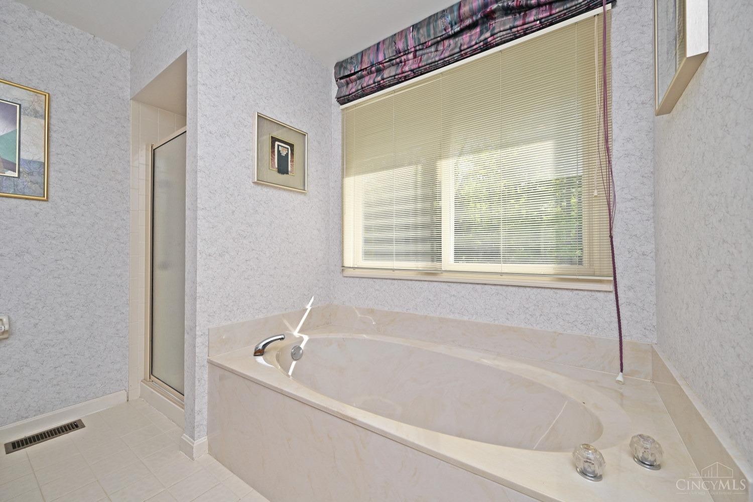 3021 Williams Creek Drive, Anderson Twp, Ohio image 37