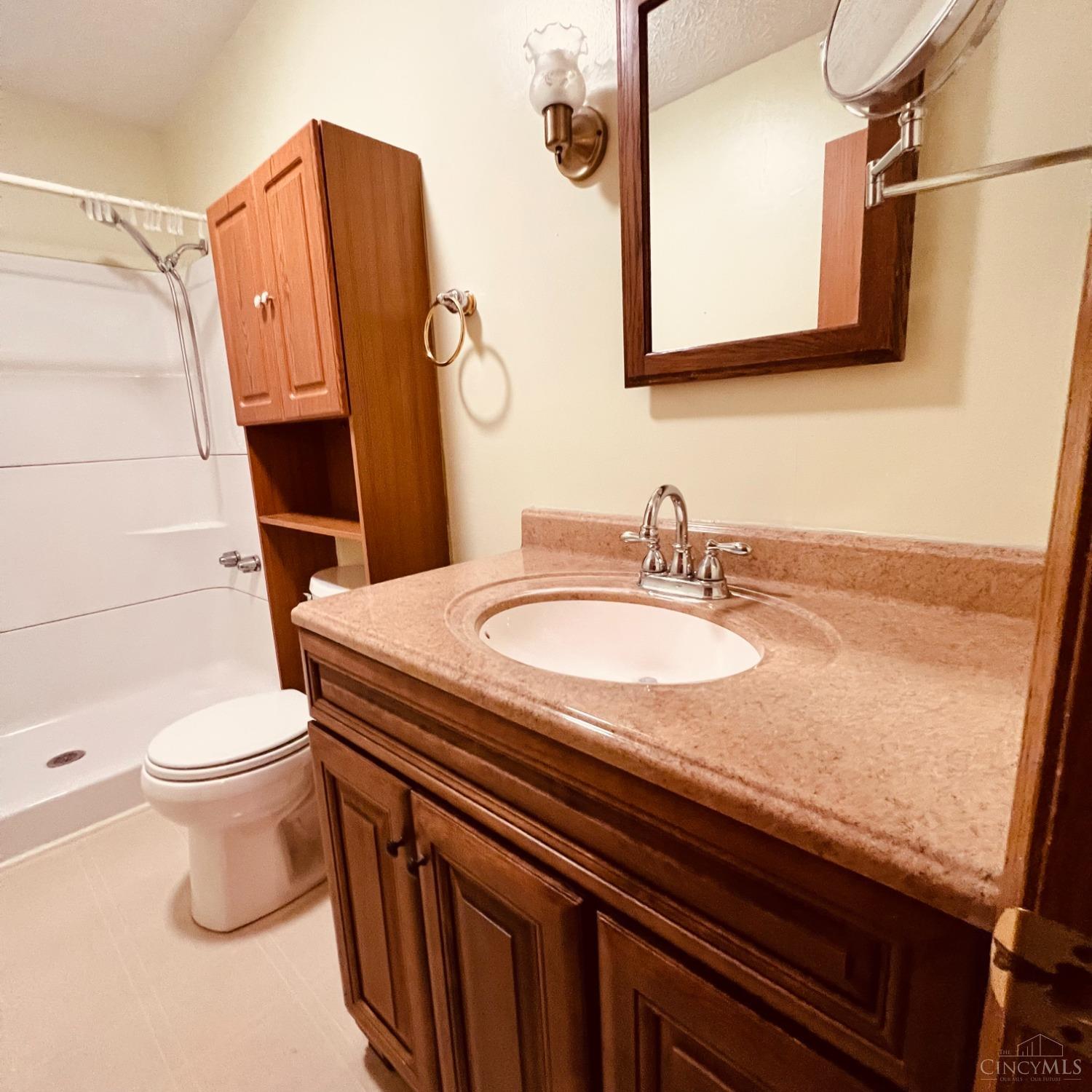 118 Springlake Avenue #MIDDL, Hillsboro, Ohio image 24