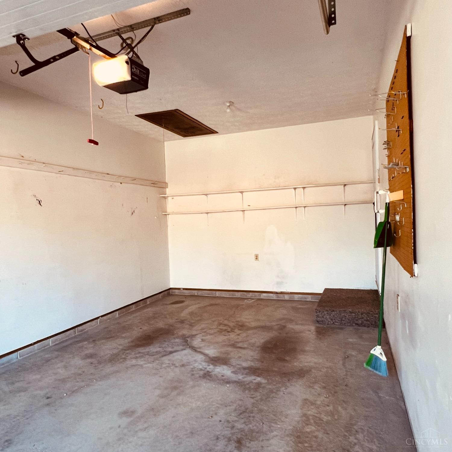 118 Springlake Avenue #MIDDL, Hillsboro, Ohio image 28