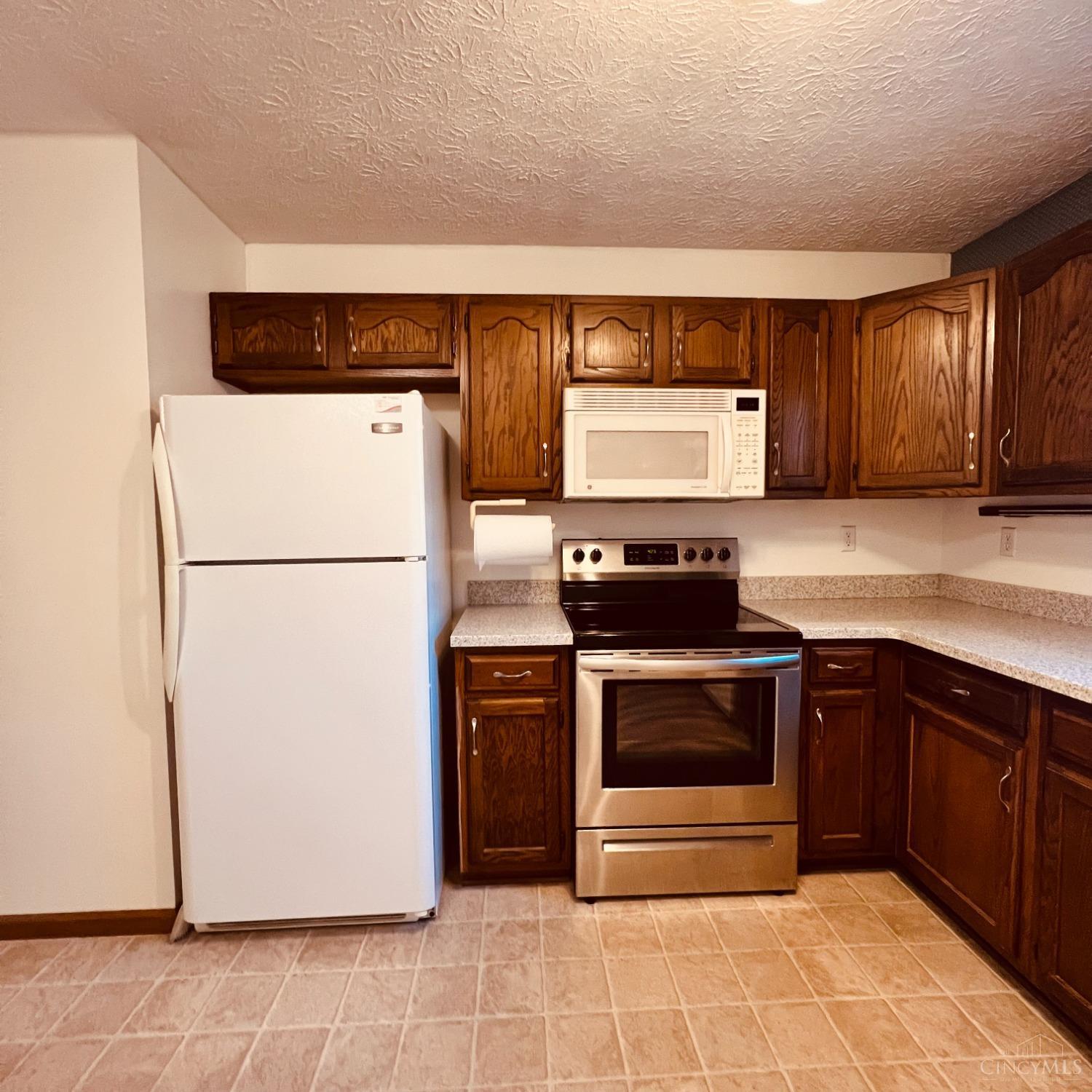 118 Springlake Avenue #MIDDL, Hillsboro, Ohio image 10