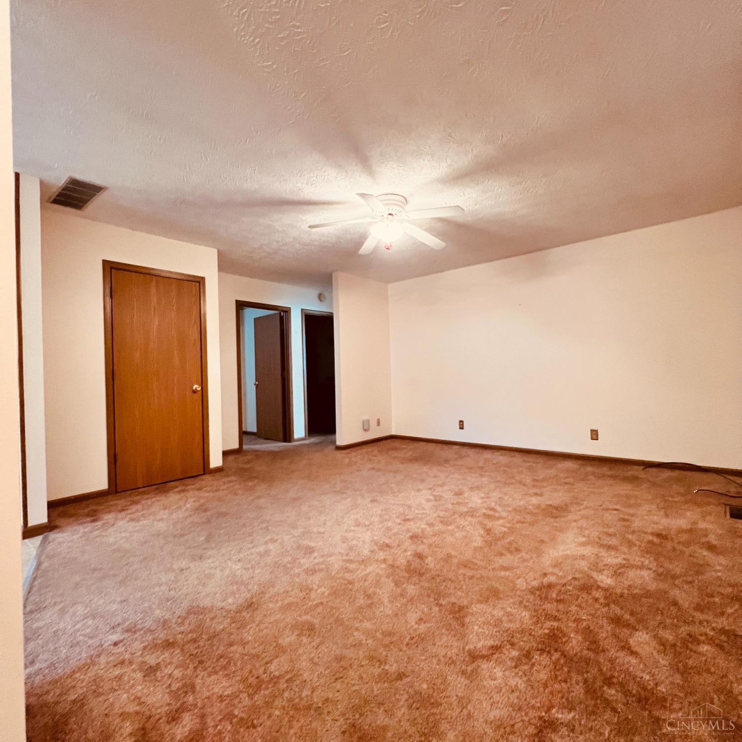 118 Springlake Avenue #MIDDL, Hillsboro, Ohio image 7
