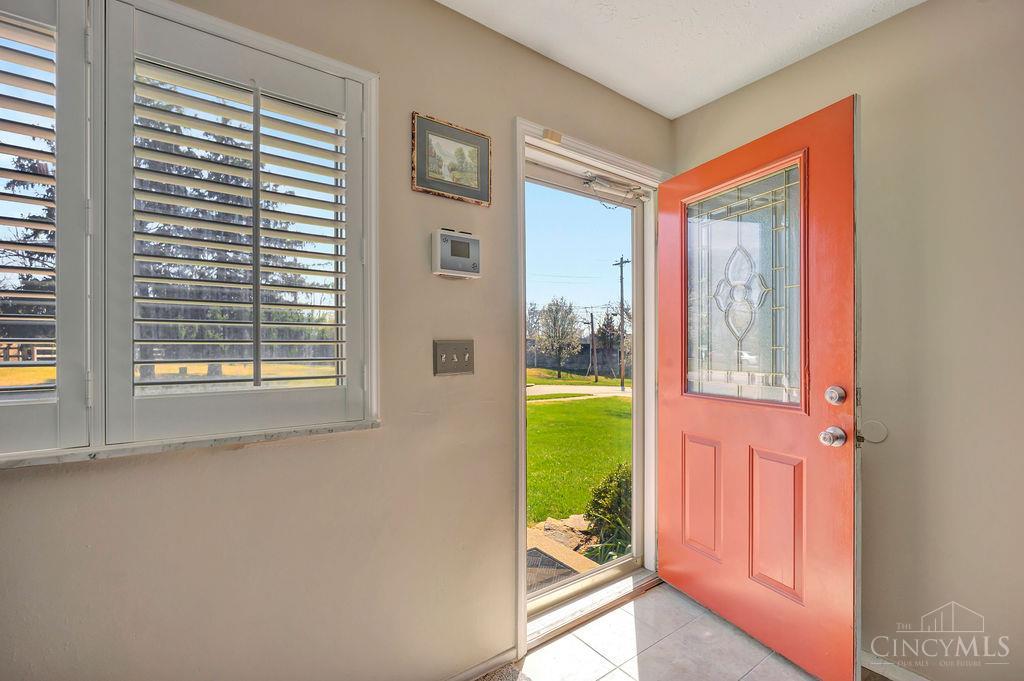 1088 Pinehollow Lane