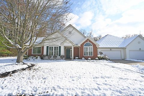 Photo of 2104 Traverse Creek Drive, Milford, OH 45150 (MLS # 1863617)
