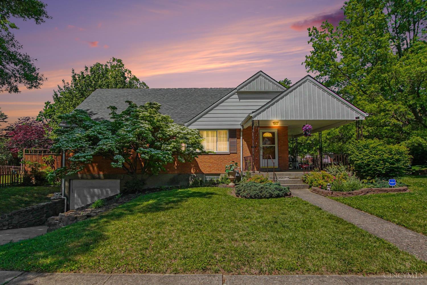 1005 Archland Drive