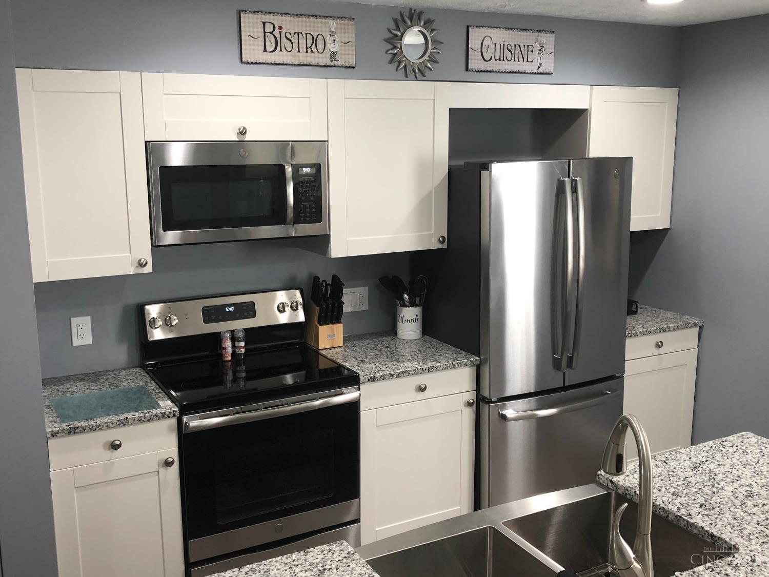 6703 Cincinnati Dayton Road