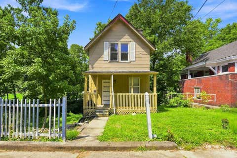 Homes For Sale - 2025 Baltimore Avenue<br/> Cincinnati, OH 45225