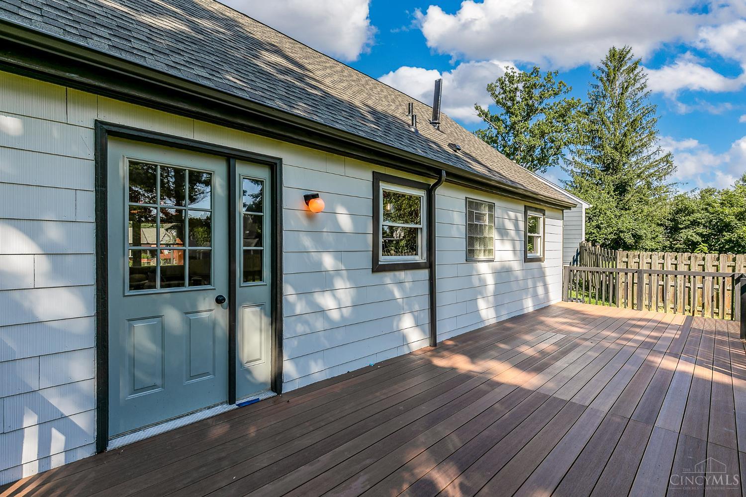 1541 Beth Lane
