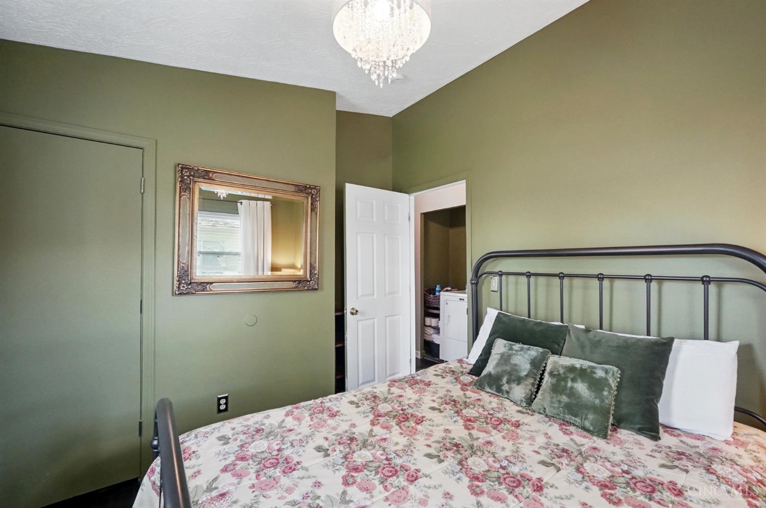 97 Van Buren Drive, Hamilton, Ohio image 21