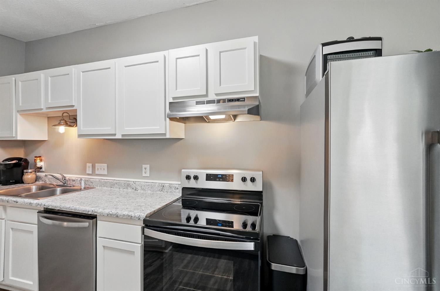 97 Van Buren Drive, Hamilton, Ohio image 12