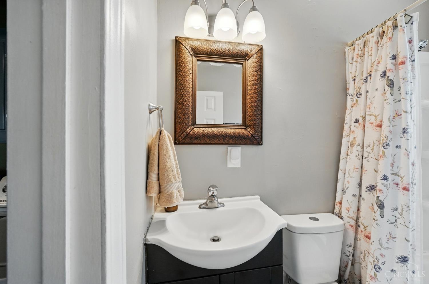 97 Van Buren Drive, Hamilton, Ohio image 18
