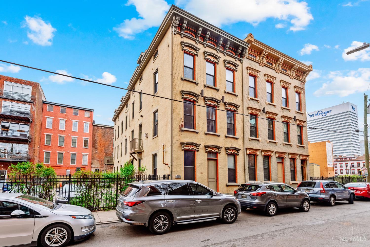 1222 Republic Street 2