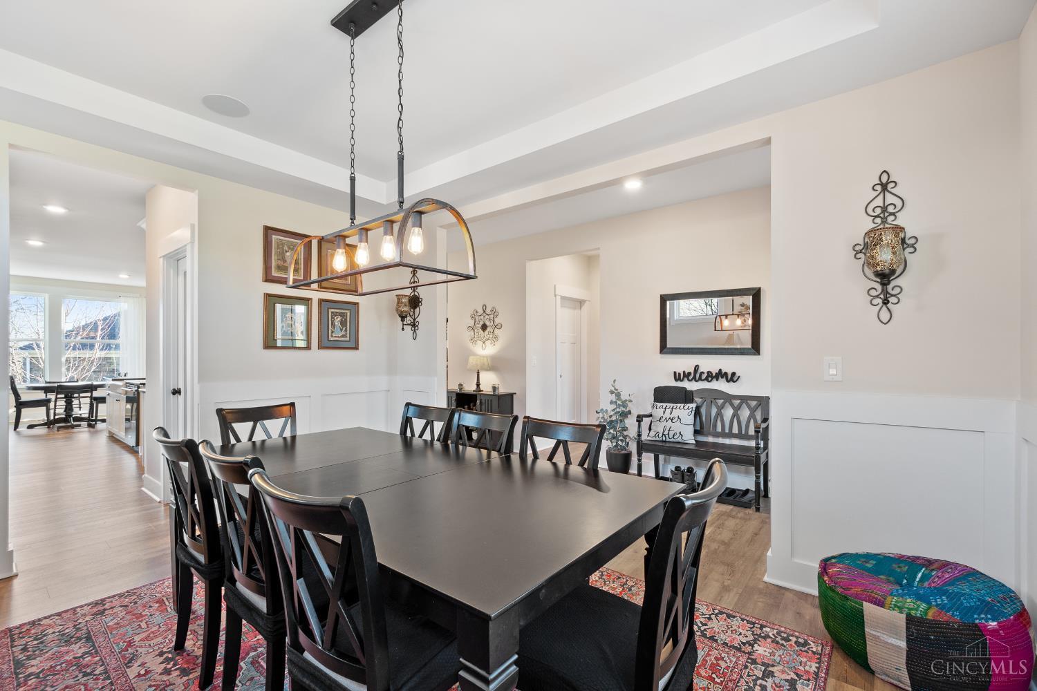 9351 Gardenside Lane