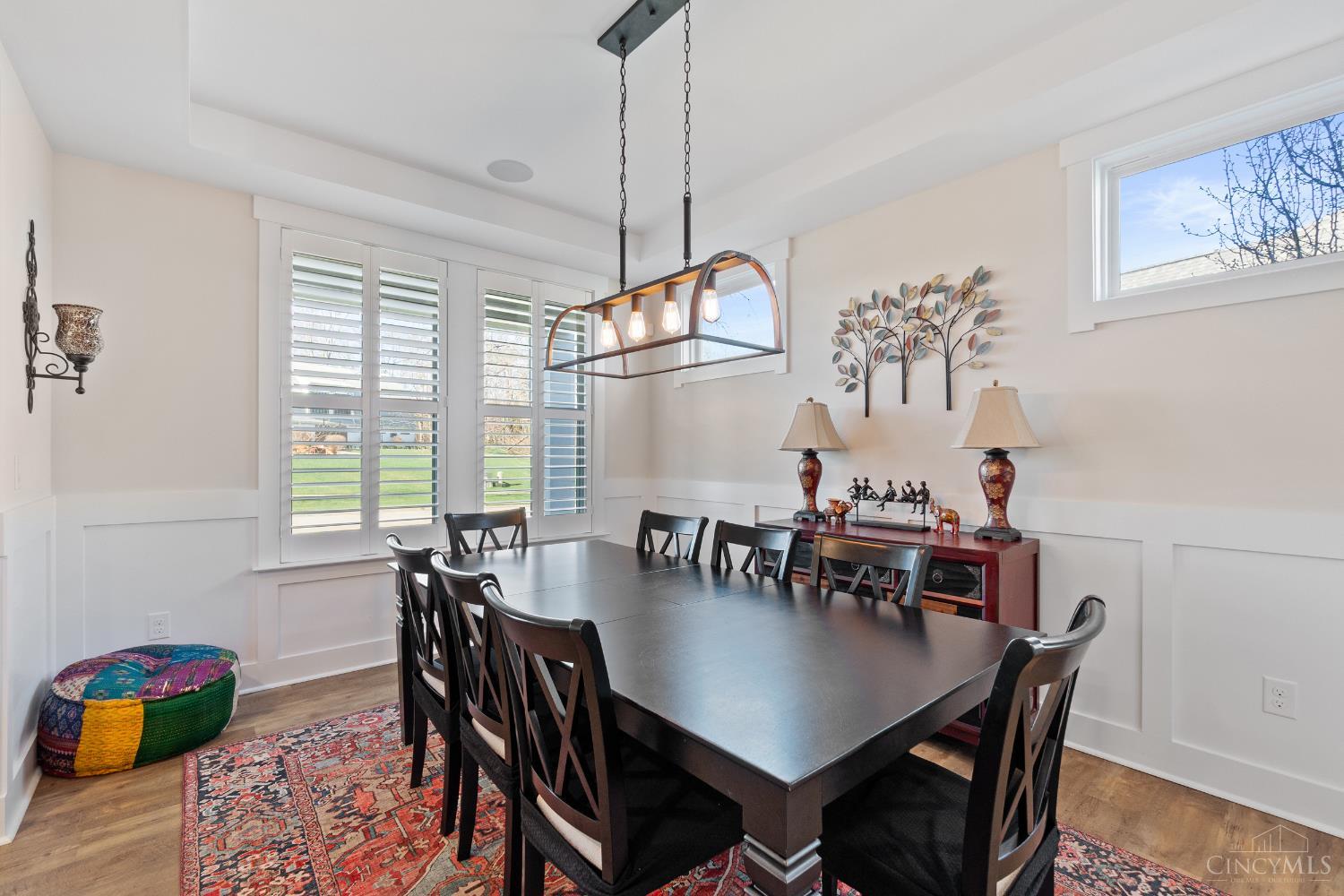 9351 Gardenside Lane